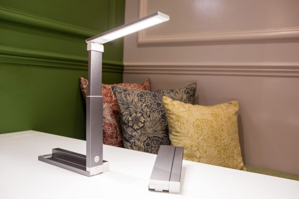 A rechargeable ZigZag Lamp - Image 2