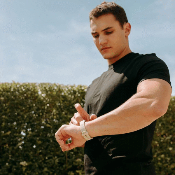 Gymcline Vesper Fitness Tracker with Body Temperature Monitoring, Cream - Image 7