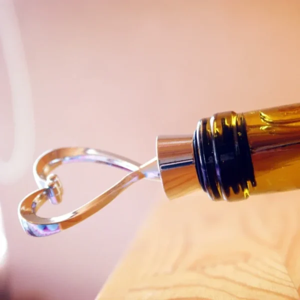 Elegant Love Heart Shaped Twist Thread Sealed Wine Bottle Stopper For Bar B85C - Image 3